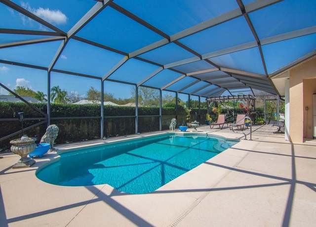 Property at 120 35th Sq SW, Vero Beach, FL 32968, 4 beds, 2.5 baths
