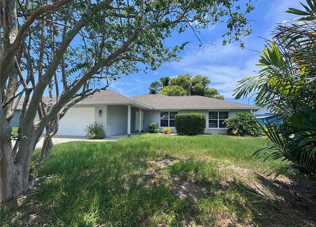 Property at 417 Pine St, Sebastian, FL 32958, 3 beds, 2 baths