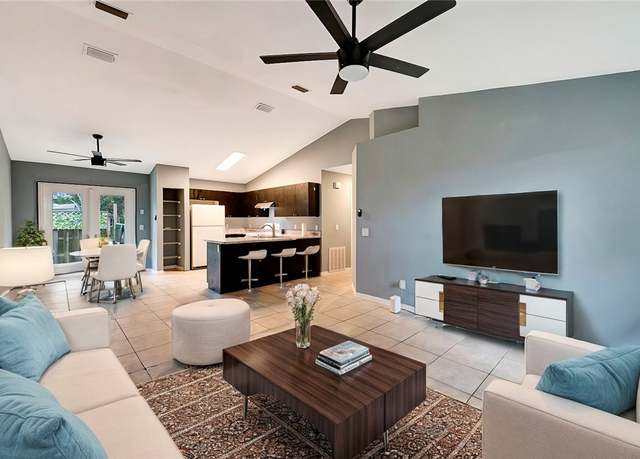 Property at 6245 6th Pl, Vero Beach, FL 32968, 3 beds, 2 baths