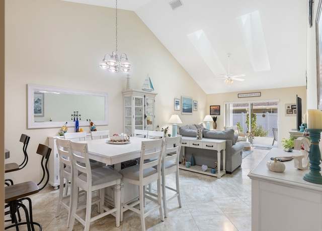 Property at 497 7th St, Vero Beach, FL 32962, 3 beds, 2 baths