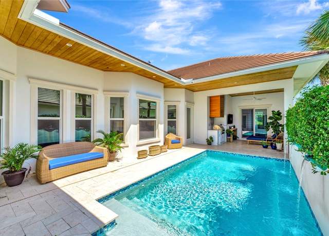 Property at 11 Caribe Way, Vero Beach, FL 32963, 3 beds, 3.5 baths