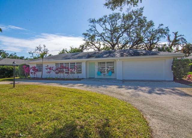 Property at 516 Gardenia Ln, Vero Beach, FL 32963, 3 beds, 2 baths