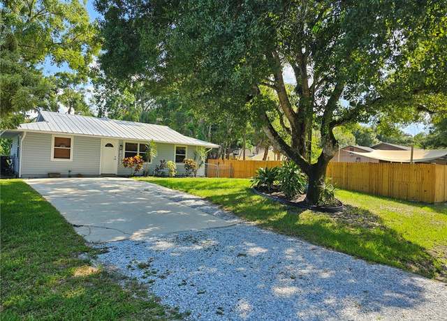 Property at 6475 5th St, Vero Beach, FL 32968, 3 beds, 2 baths