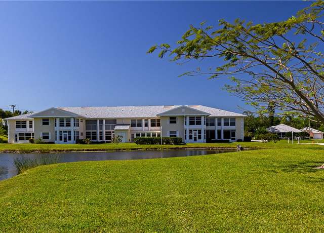 Property at 625 W Lake Jasmine Cir #208, Vero Beach, FL 32962, 2 beds, 2 baths