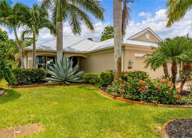 Property at 239 11th Sq SW, Vero Beach, FL 32962, 2 beds, 2 baths
