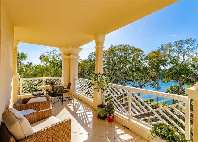 Property at 601 N Swim Club Dr Unit 3A, Vero Beach, FL 32963, 3 beds, 3.5 baths