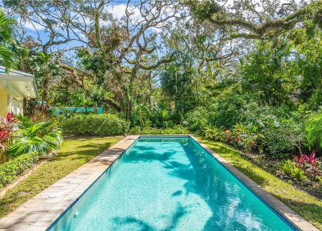 Property at 720 Painted Bunting Ln, Vero Beach, FL 32963, 3 beds, 4 baths