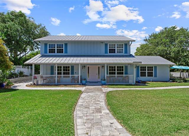 Property at 2225 Genesea Ln, Vero Beach, FL 32963, 4 beds, 3 baths