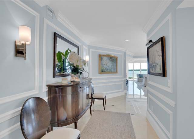 Property at 4866 S Harbor Dr #202, Vero Beach, FL 32967, 3 beds, 3 baths