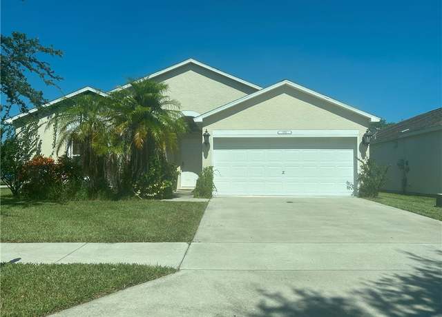 Property at 1080 W 13th Sq, Vero Beach, FL 32960, 3 beds, 2 baths
