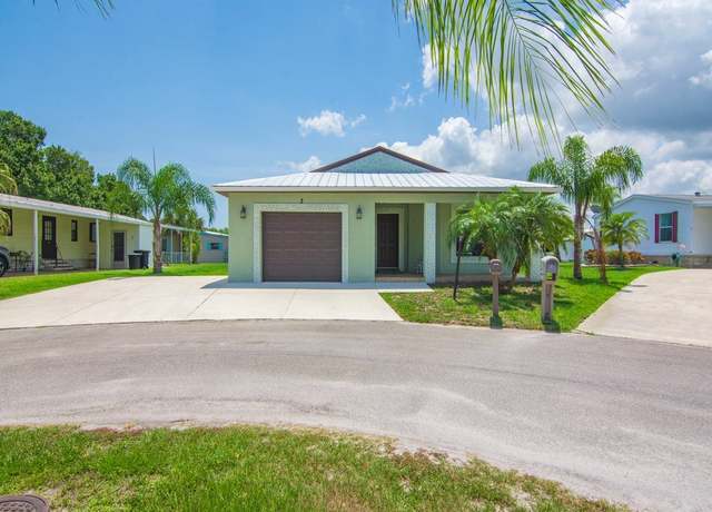Property at 3 Grande Camino Ct, Fort Pierce, FL 34951, 2 beds, 2 baths