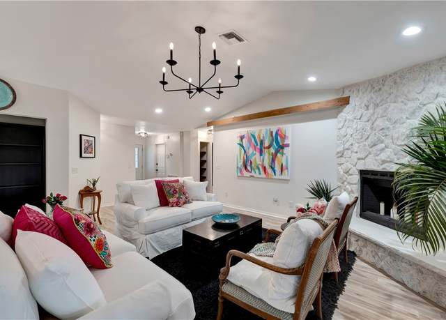 Property at 9330 85th St, Vero Beach, FL 32967, 3 beds, 2 baths