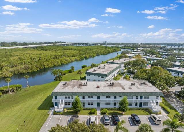 Property at 2800 Indian River Blvd Unit 10M, Vero Beach, FL 32960, 2 beds, 2 baths