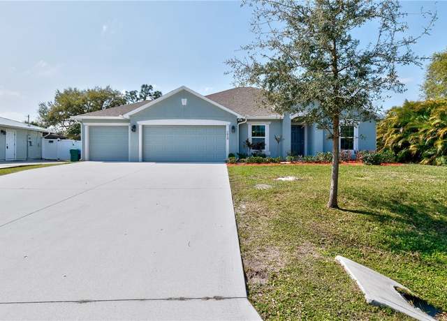 Property at 1013 Topsail Ln, Sebastian, FL 32958, 3 beds, 2 baths