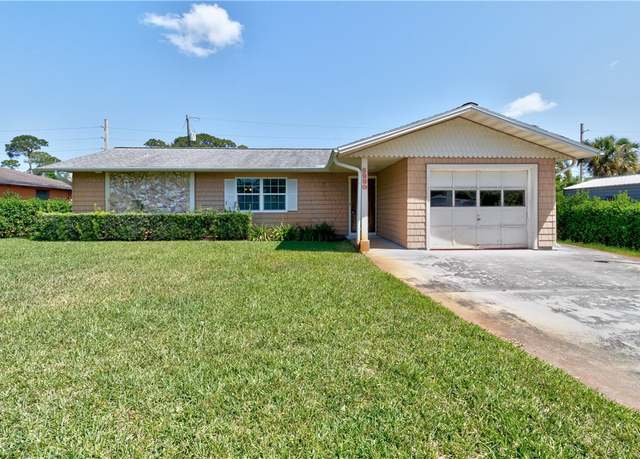 Property at 5880 76th Ln, Vero Beach, FL 32967, 3 beds, 2 baths