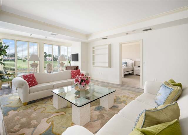 Property at 4775 S Harbor Dr #103, Vero Beach, FL 32967, 3 beds, 2 baths