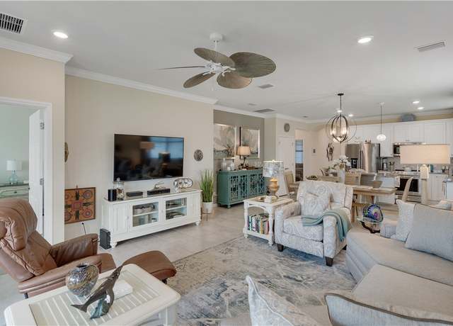Property at 5122 Unity Sq, Vero Beach, FL 32967, 2 beds, 2 baths