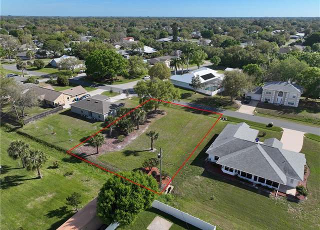 Property at 820 Mulberry St, Sebastian, FL 32958