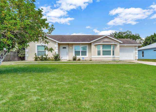 Property at 1725 6th Ave SW, Vero Beach, FL 32962, 3 beds, 2 baths