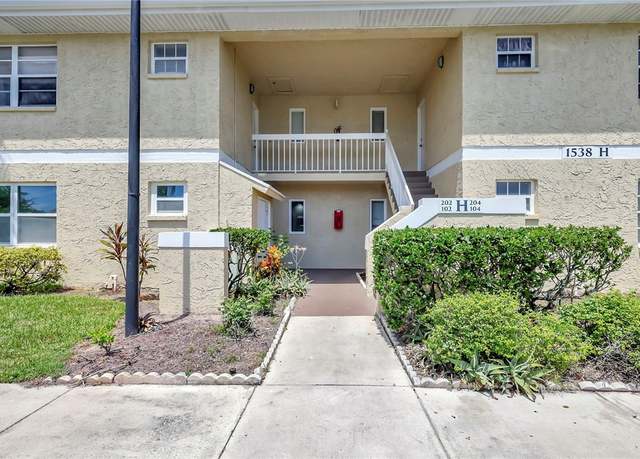 Property at 1538 Royal Green Cir #102, Port St Lucie, FL 34952, 2 beds, 2 baths