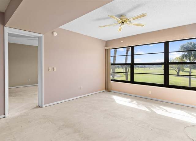Property at 35 Plantation Dr #205, Vero Beach, FL 32966, 2 beds, 2 baths