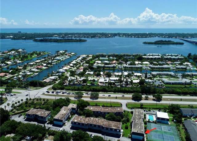 Property at 1901 Indian River Blvd Unit C203, Vero Beach, FL 32960, 2 beds, 2.5 baths