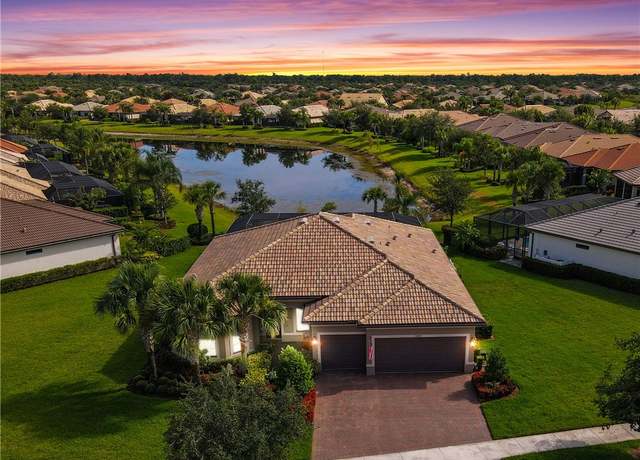 Property at 5068 Pendelton Sq, Vero Beach, FL 32967, 3 beds, 3 baths