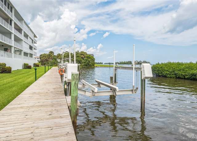 Property at 6350 River Run Dr Unit N/A, Sebastian, FL 32958, 2 beds, 2.5 baths