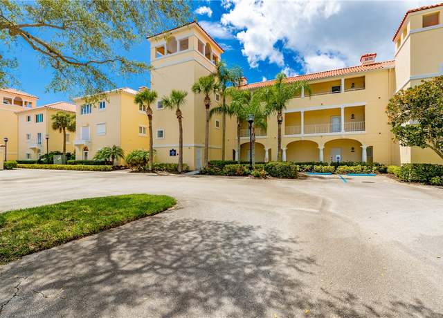 Property at 5035 Harmony Cir #104, Vero Beach, FL 32967, 3 beds, 3 baths