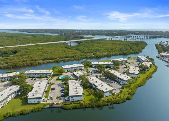 Property at 2800 Indian River Blvd Unit J1, Vero Beach, FL 32960, 2 beds, 2 baths