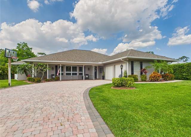 Property at 71 Blue Island St, Sebastian, FL 32958, 5 beds, 3 baths