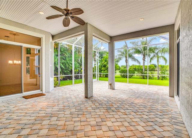 Property at 7627 S Village Sq, Vero Beach, FL 32966, 4 beds, 2.5 baths