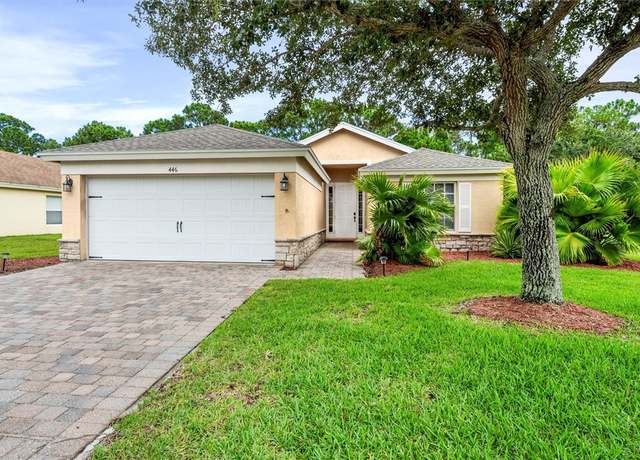 Property at 446 Lexington Ave SW, Vero Beach, FL 32962, 3 beds, 2 baths