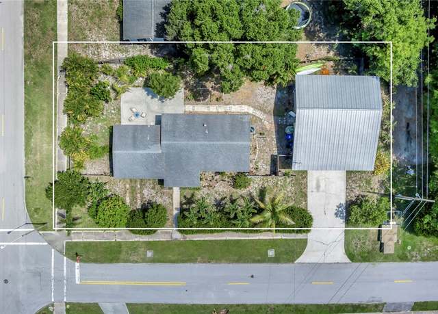 Property at 1806 31st Ave, Vero Beach, FL 32960, 4 beds, 2 baths