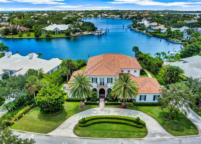 Property at 167 Anchor Dr, Vero Beach, FL 32963, 4 beds, 4.5 baths