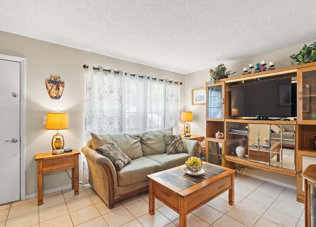 Property at 2800 Indian River Blvd Unit 2S, Vero Beach, FL 32960, 1 bed, 1.5 baths