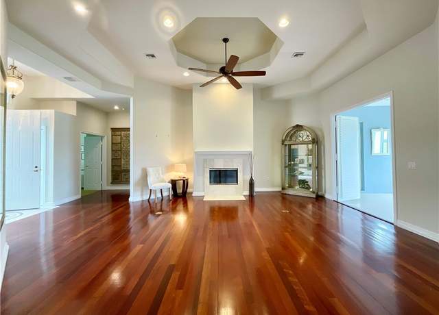 Property at 860 Saint James Ln, Vero Beach, FL 32967, 3 beds, 3 baths