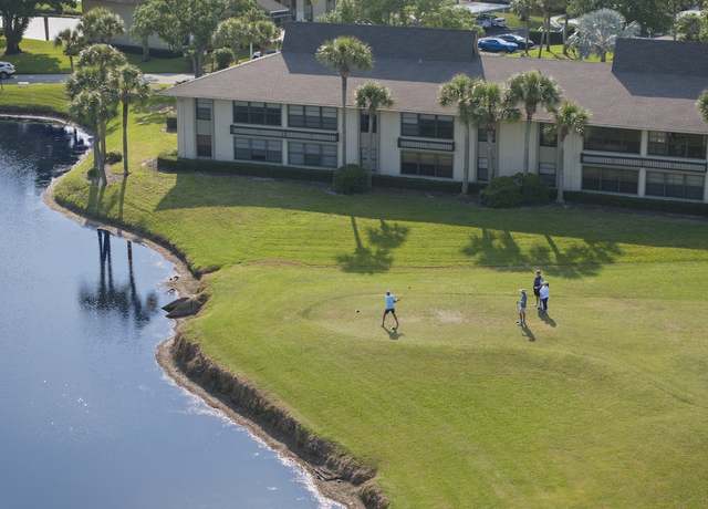 Property at 45 Plantation Dr #205, Vero Beach, FL 32966, 2 beds, 2 baths