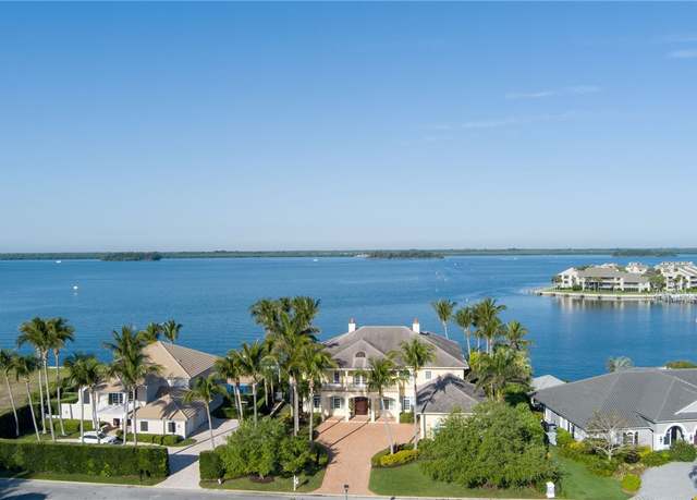 Property at 1905 Windward Way, Vero Beach, FL 32963, 6 beds, 6.5 baths