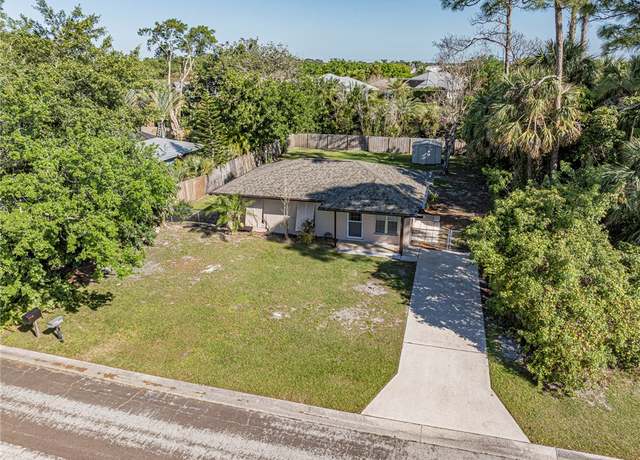 Property at 162 Kildare Dr, Sebastian, FL 32958, 2 beds, 1 bath