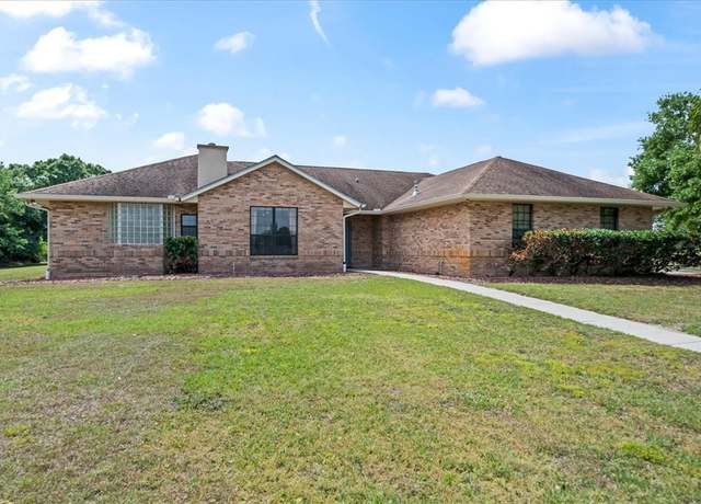 Property at 223 Deer Run Rd, Palm Bay, FL 32909, 3 beds, 2 baths