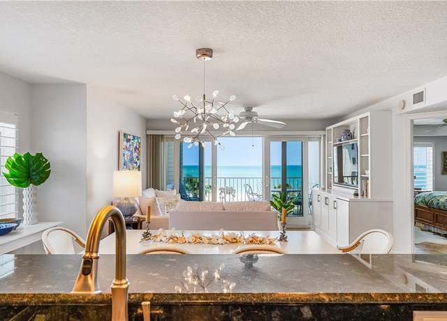 Property at 2700 Ocean Dr #405, Vero Beach, FL 32963, 3 beds, 2 baths