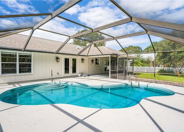 Property at 150 29th Ct SW, Vero Beach, FL 32968, 3 beds, 2 baths