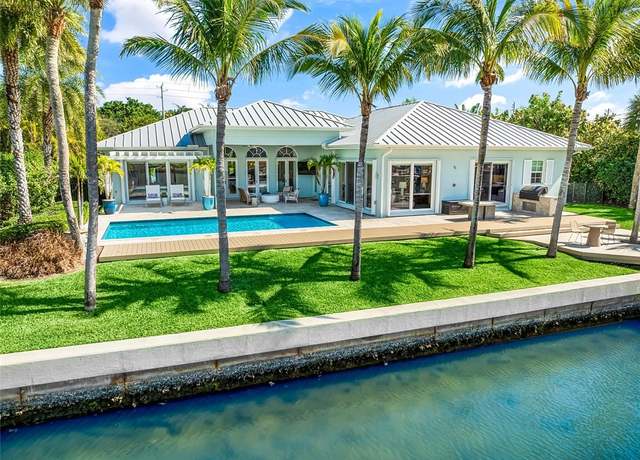 Property at 815 Starboard Dr, Vero Beach, FL 32963, 3 beds, 3.5 baths