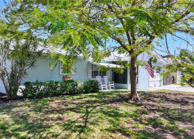 Property at 526 20th Ct, Vero Beach, FL 32962, 2 beds, 2 baths