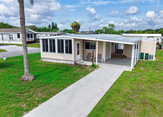 Property at 810 Beech Ct, Sebastian, FL 32976, 2 beds, 2 baths