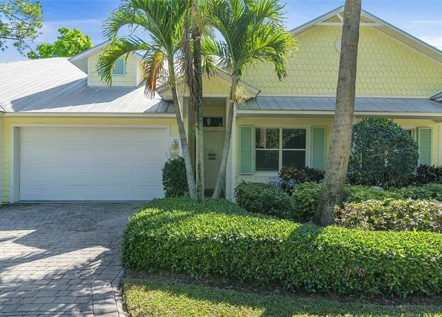 Property at 406 Pineapple Sq SW, Vero Beach, FL 32962, 3 beds, 2 baths
