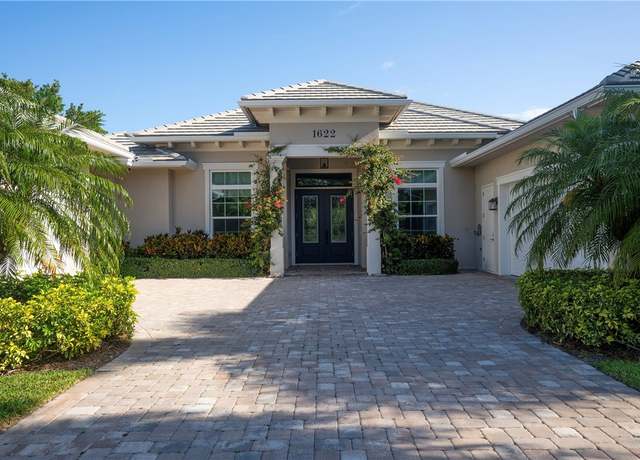 Property at 1622 W Sandpointe Ln, Vero Beach, FL 32963, 3 beds, 3 baths