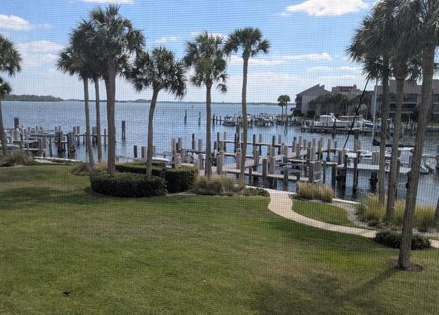 Property at 1903 Bay Rd #206, Vero Beach, FL 32963, 3 beds, 2 baths