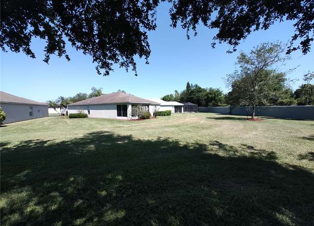 Property at 845 Greenleaf Cir, Vero Beach, FL 32960, 3 beds, 2 baths